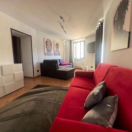 Apartment In Central Square With Lake View Lenno Exteriör bild